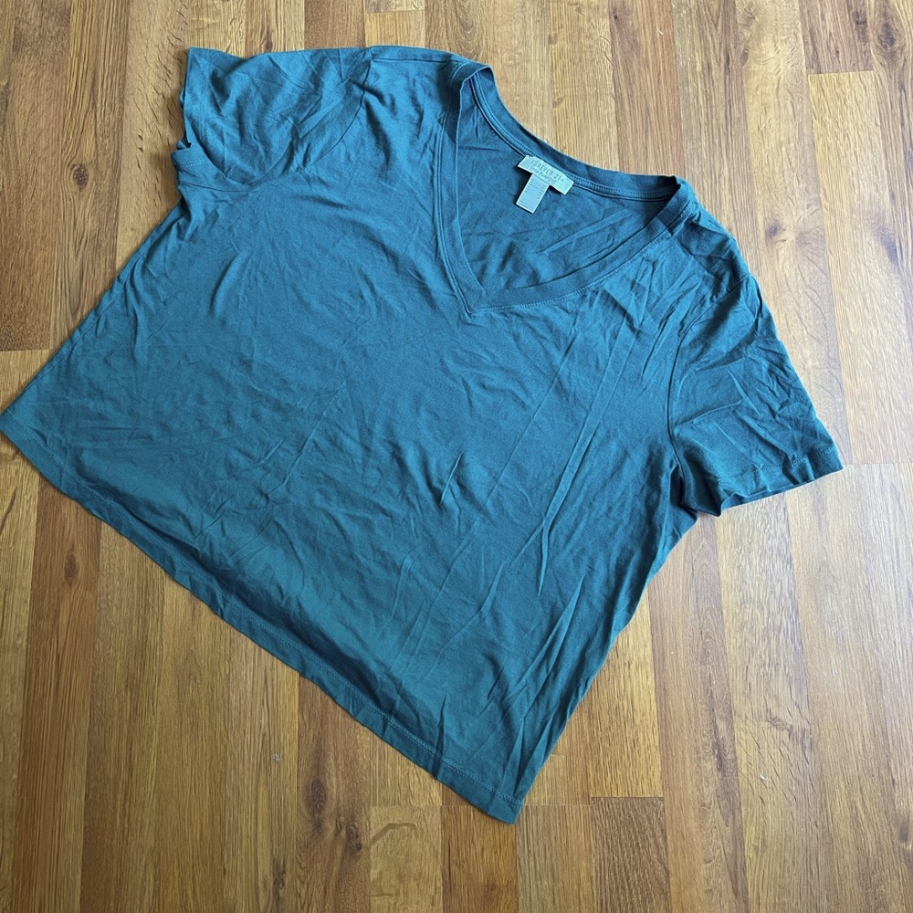 💚 F21 + 💚 WITH PURPOSE Basic T-Shirt (0X)